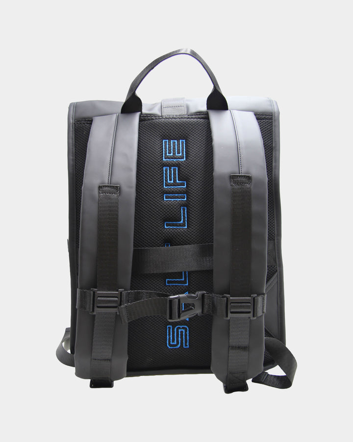 Hamelin Coated Fabric 20L Backpack With Front Zip Pocket And Clip