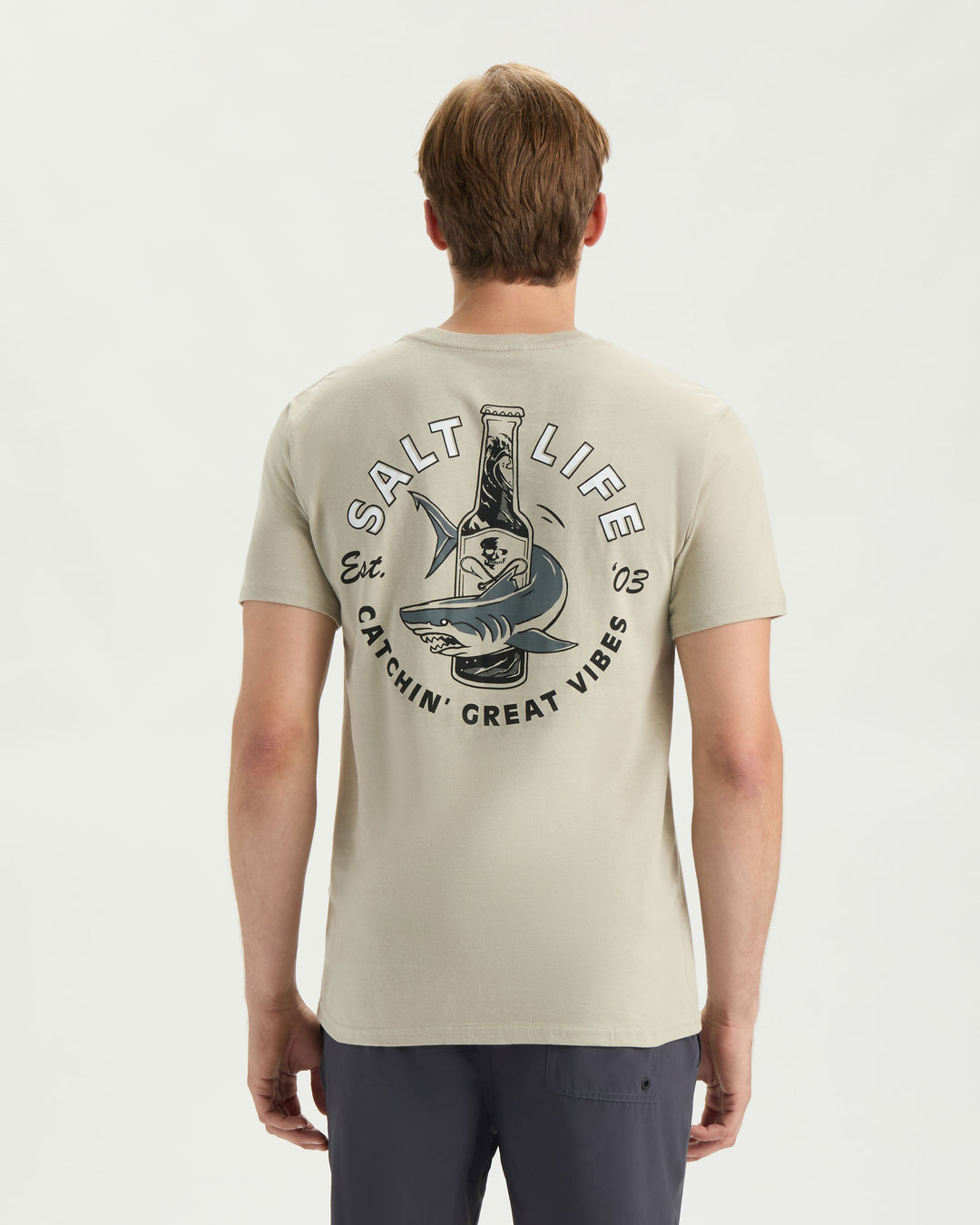 Men’s Catchin’ Vibes Short Sleeve Tee