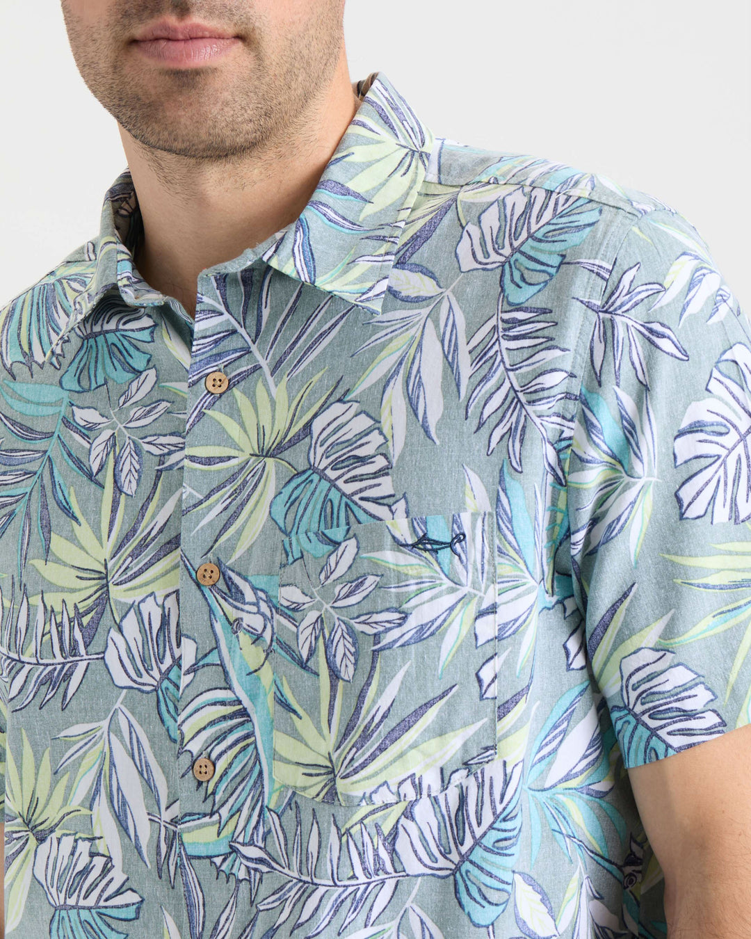 Men's Lush Canopy Woven Short Sleeve Shirt